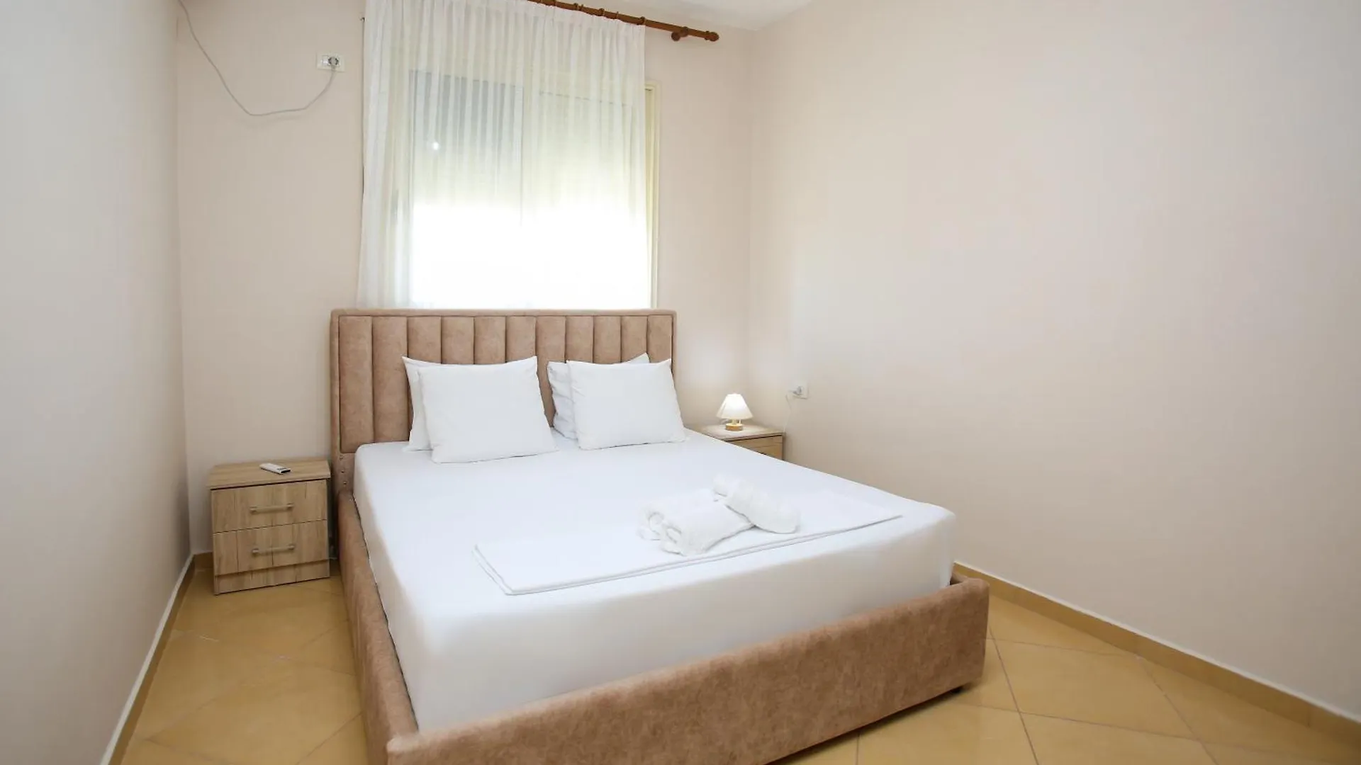 Anemone Apartment Vlore 0*,  Albania